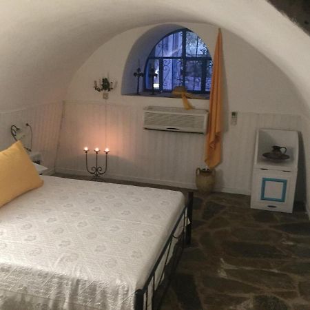 Lagadi 1860 Guest House Trakhila Luaran gambar